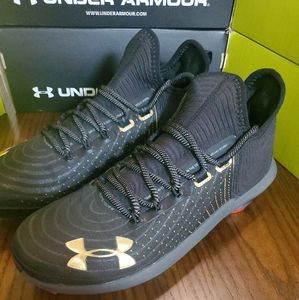 Under Armour Harper 4 baseball cleats size 9